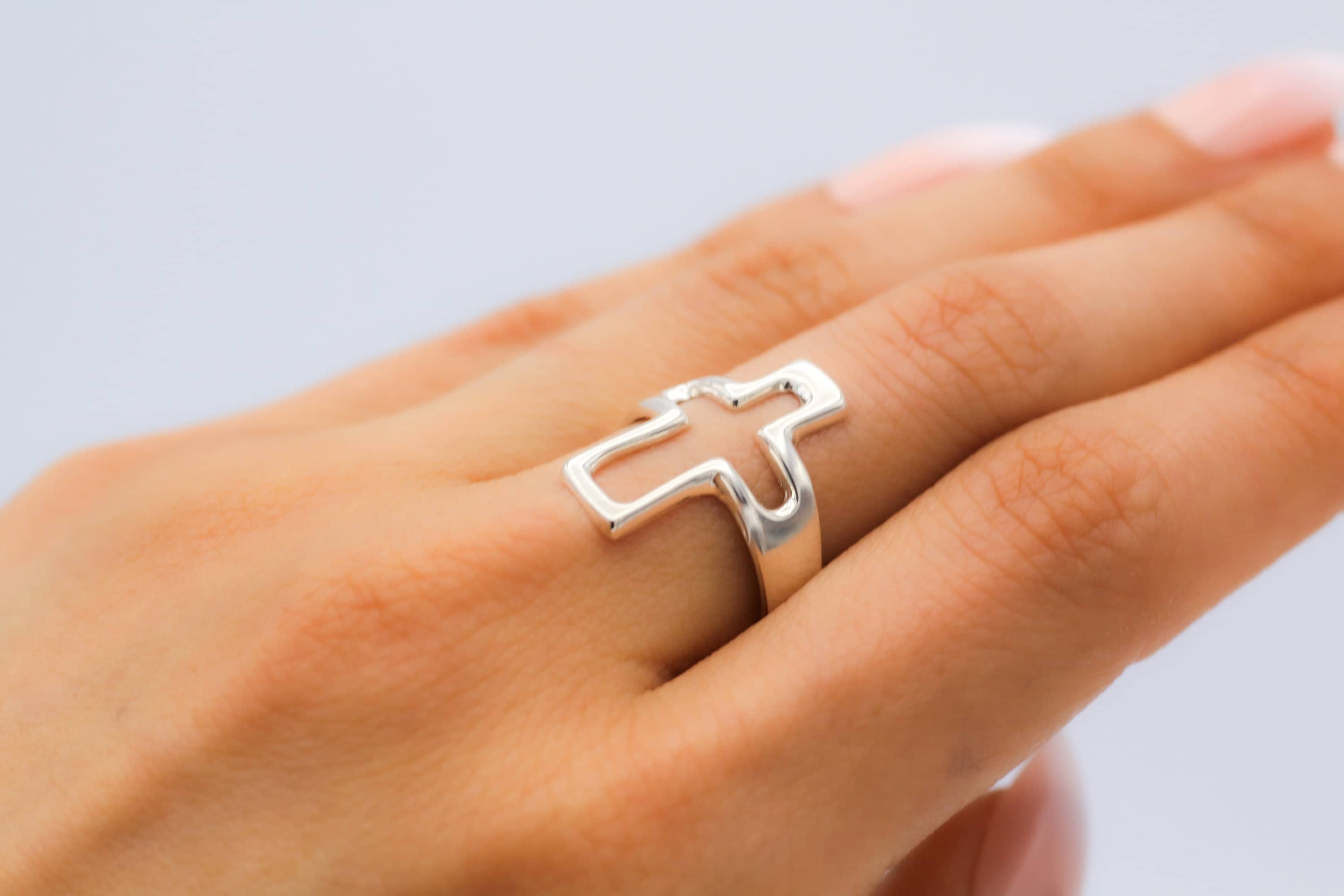 Sterling Silver Cutout Cross Ring: Lightweight, Religious Faith Jewelry