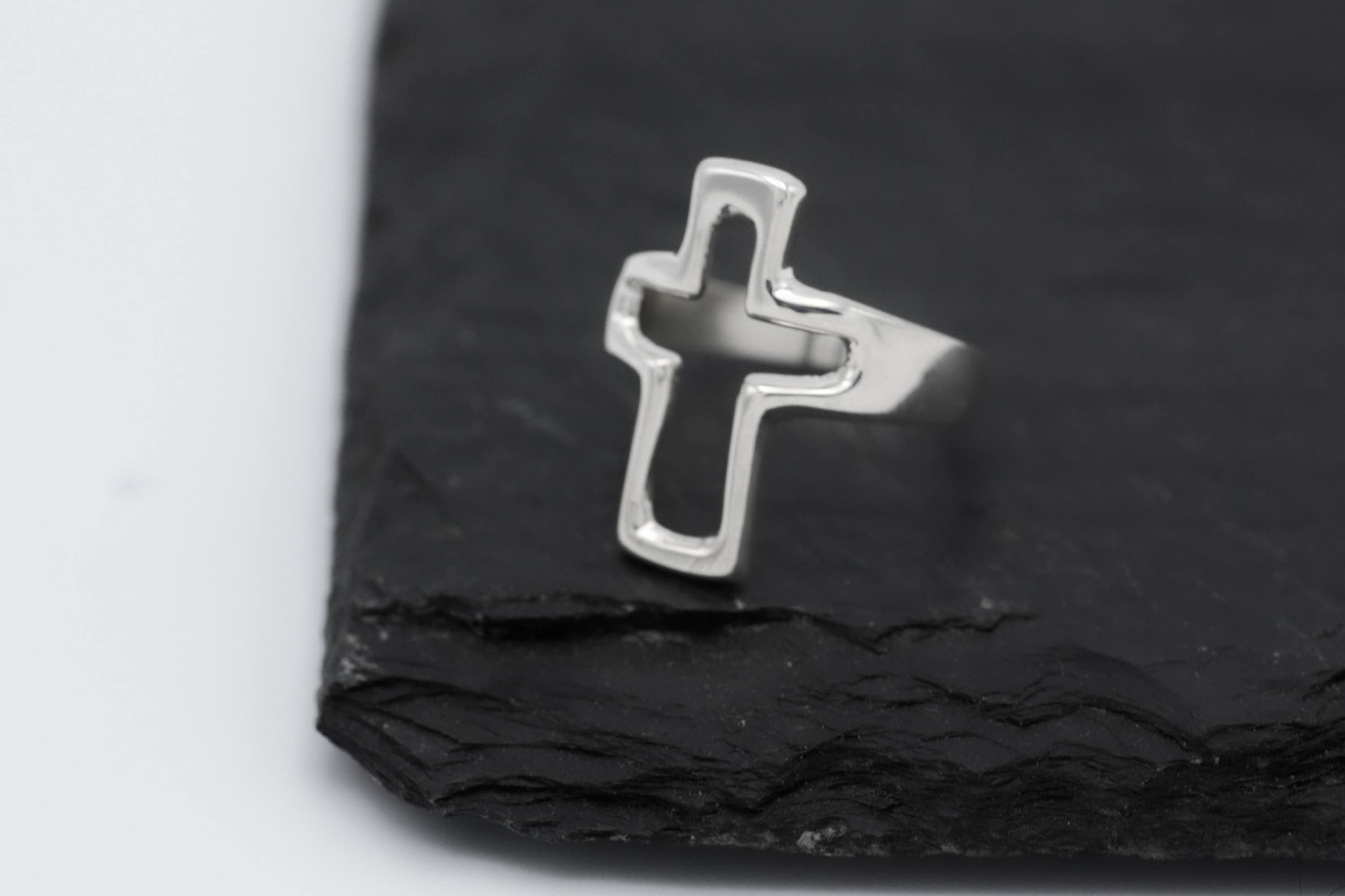 Sterling Silver Cutout Cross Ring: Lightweight, Religious Faith Jewelry