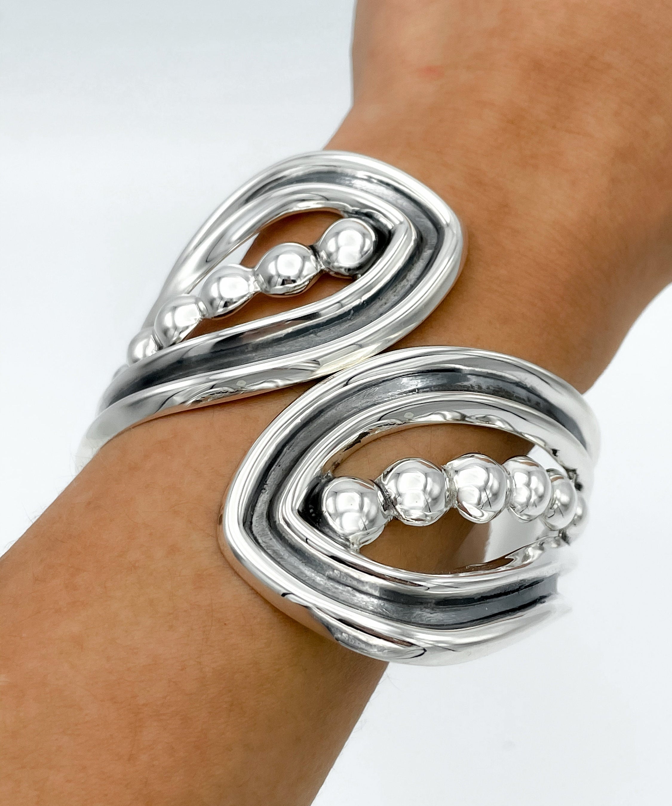 Sterling Silver Dotted Hinged Bangle: Leaf Chunky Mexican Studded Bracelet