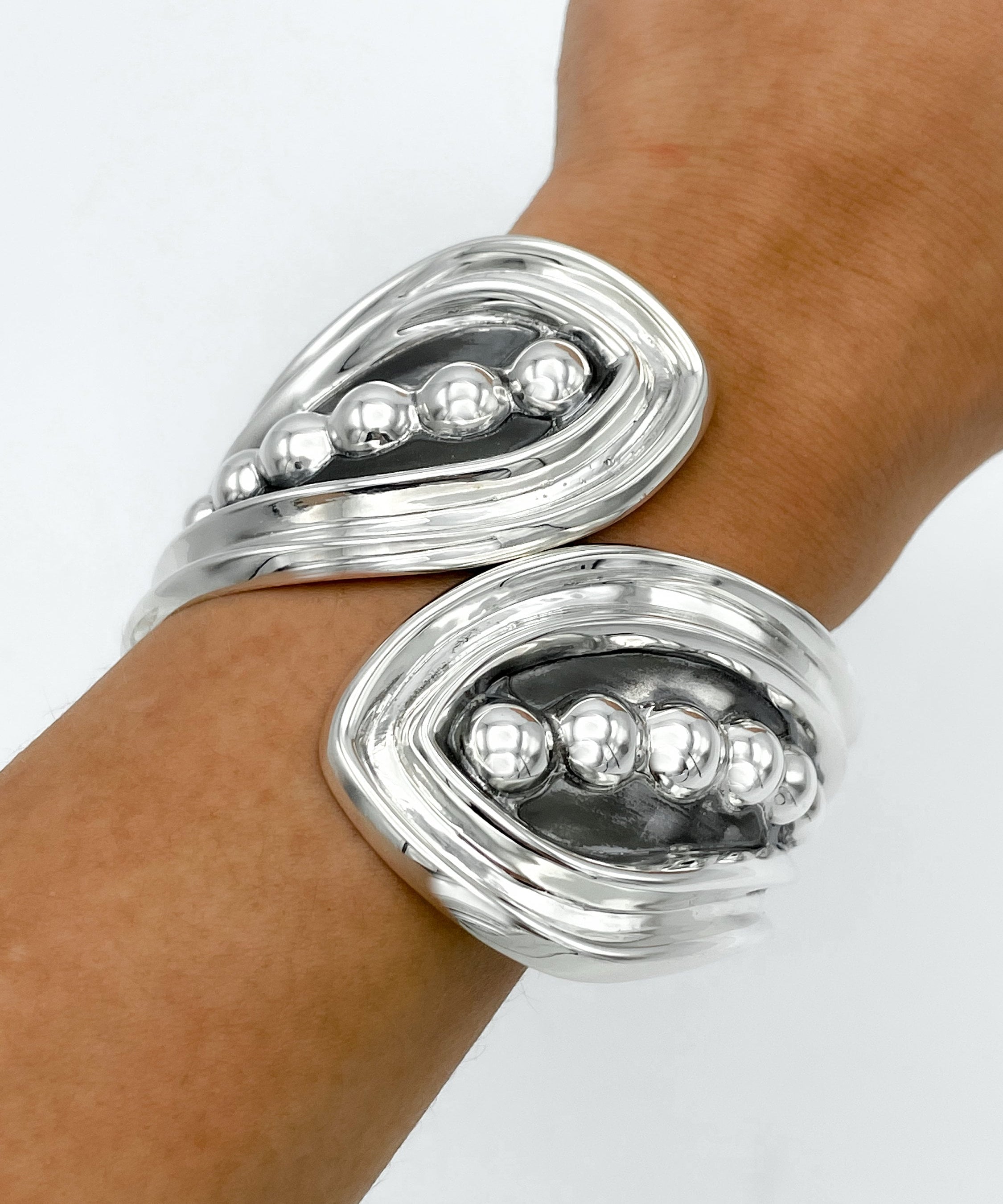 Sterling Silver Dotted Hinged Bangle: Leaf Chunky Mexican Studded Bracelet