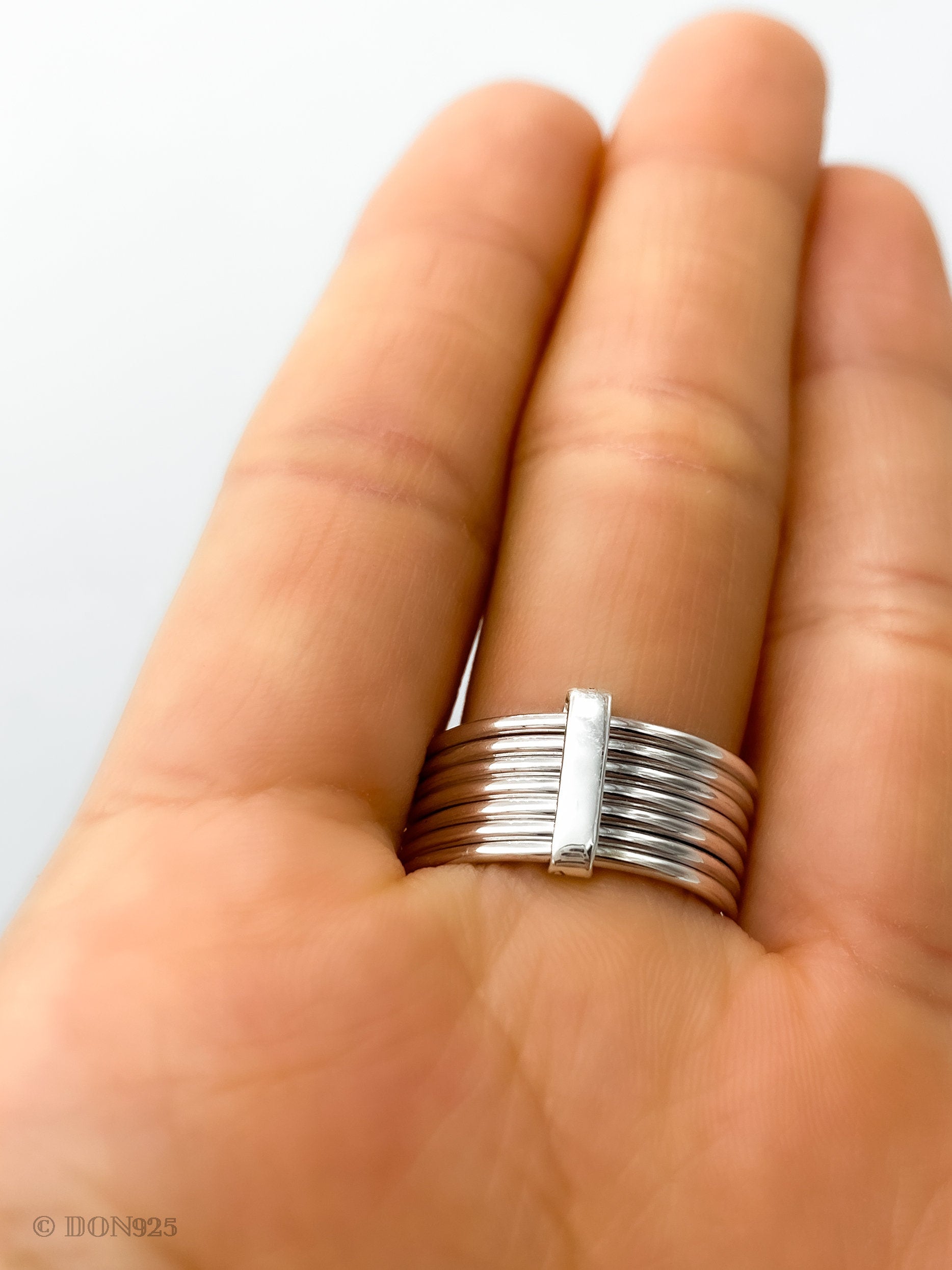 Sterling Silver Stacking Ring Set: Minimalist Thin Band Rings, 7 "Semanario"