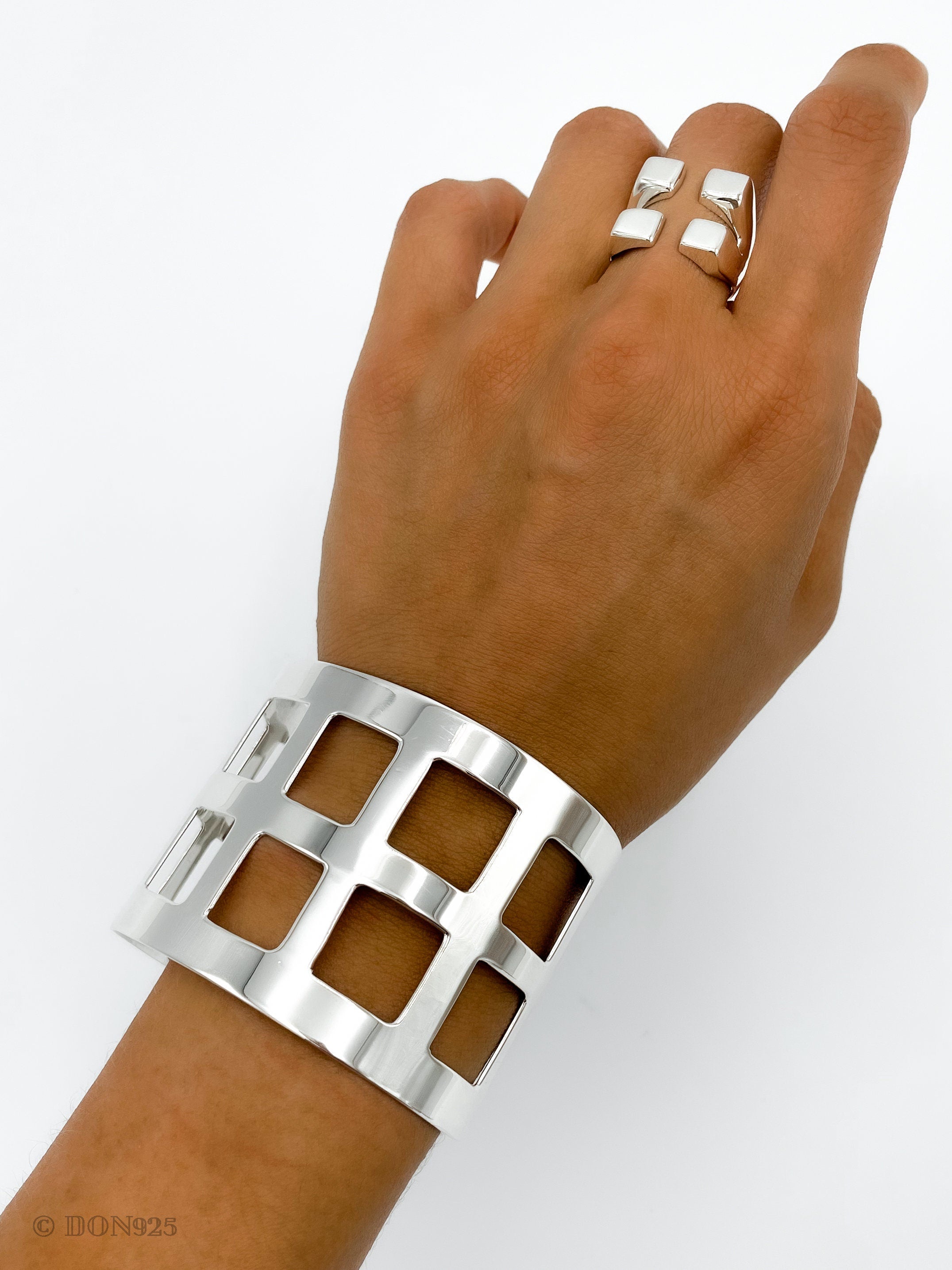 Sterling Silver Checkered Square Ring: Modern Geometric Statement