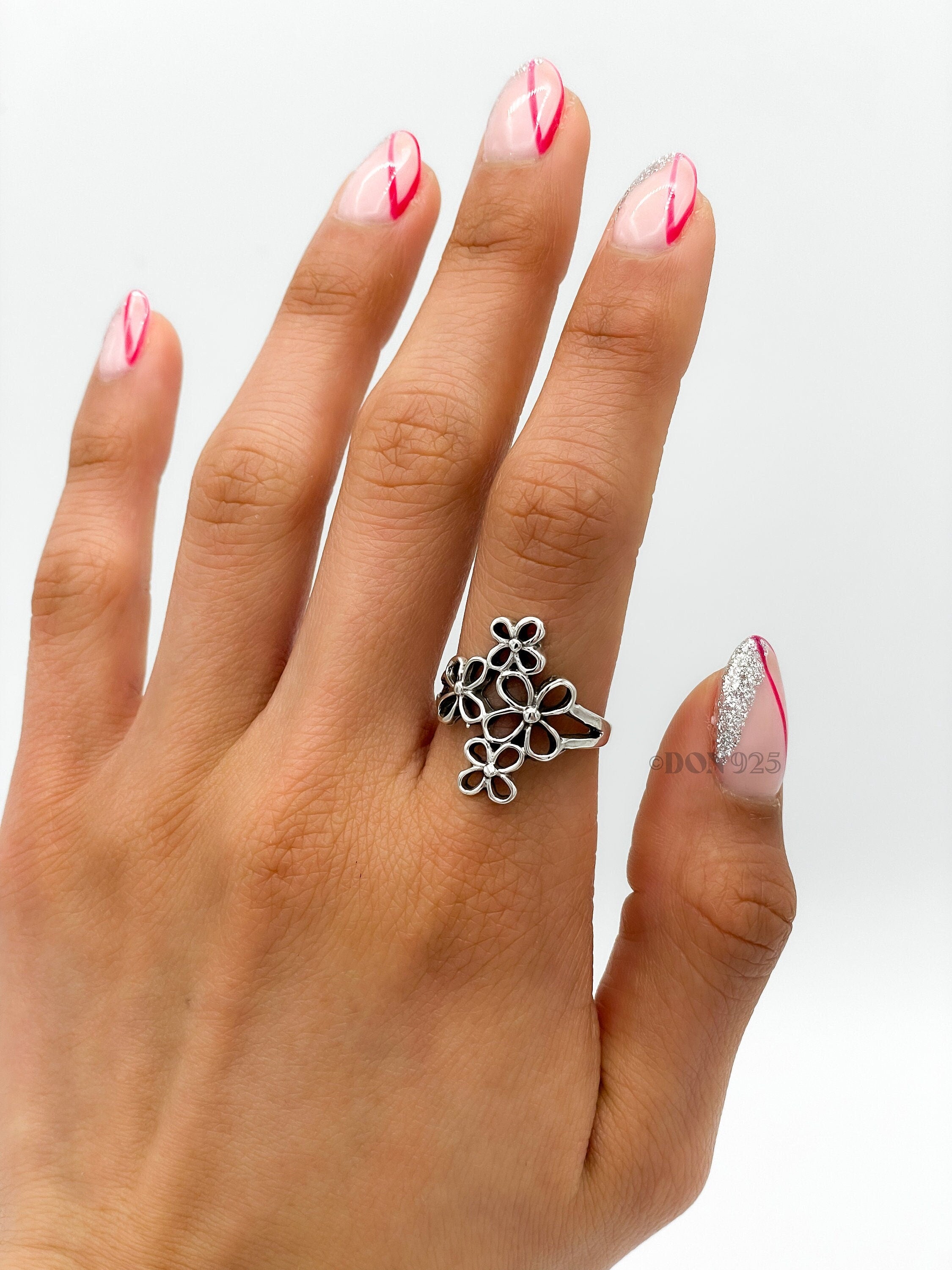 Sterling Silver Floral Ring: Lightweight Flower Jewelry