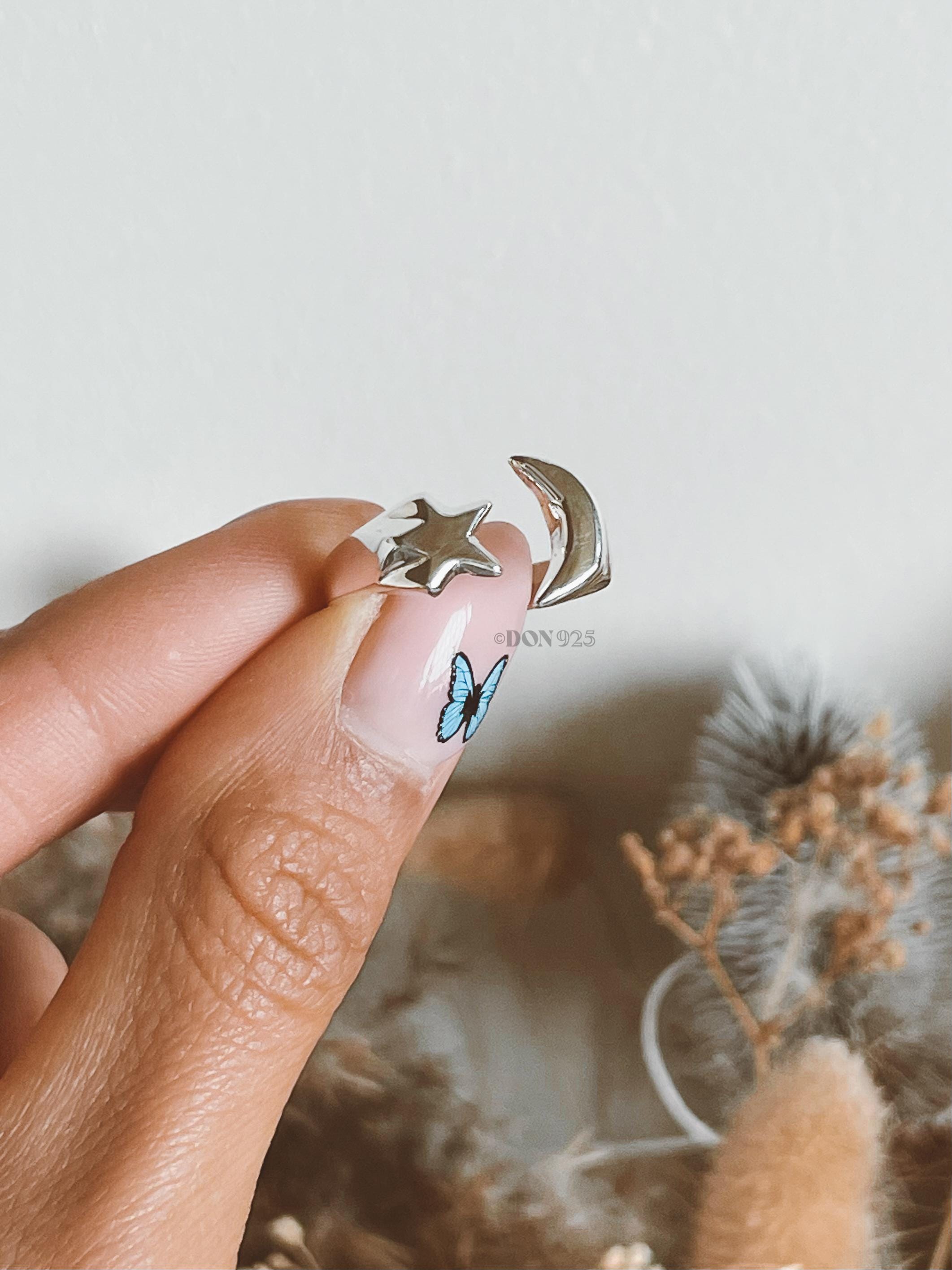 Sterling Silver Moon and Star Ring: Minimalist Lightweight Jewelry