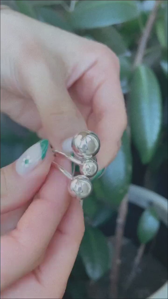 Sterling Silver Spheres Ring: Modern Geometric 925 Silver Balls